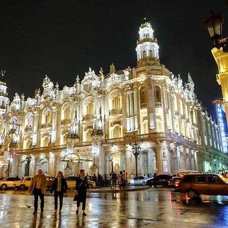 Check-In Apartment Near Fountain Square Vidadi Str Baku Exterior foto
