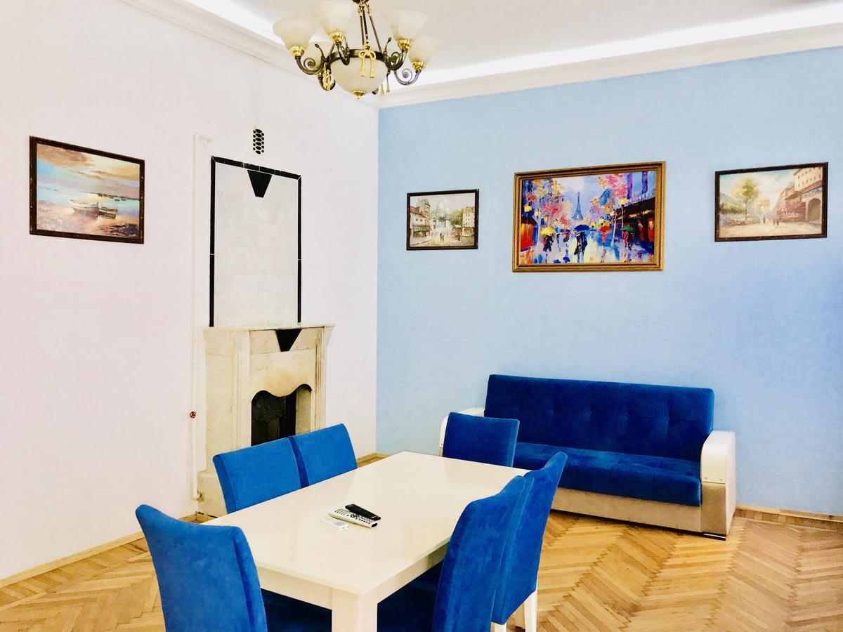 Check-In Apartment Near Fountain Square Vidadi Str Baku Exterior foto