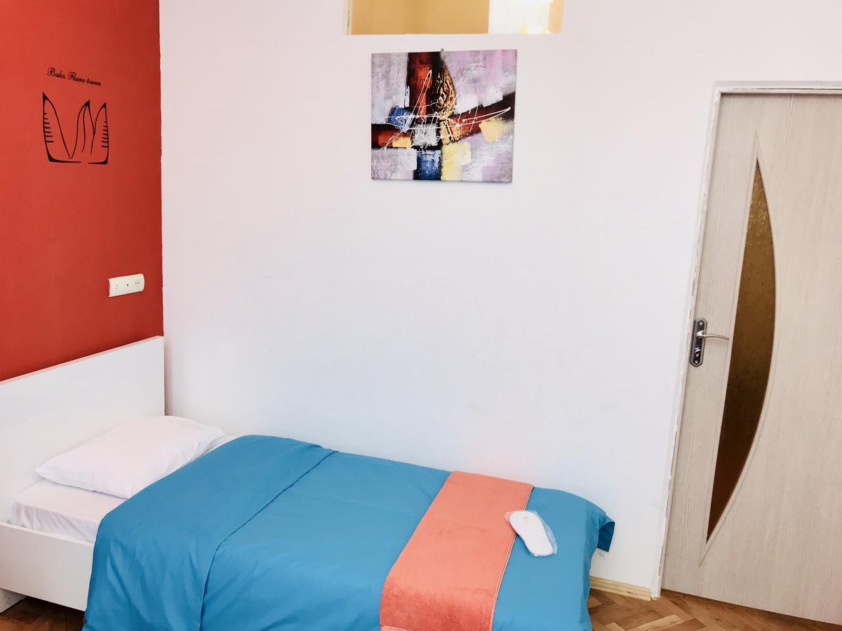 Check-In Apartment Near Fountain Square Vidadi Str Baku Exterior foto