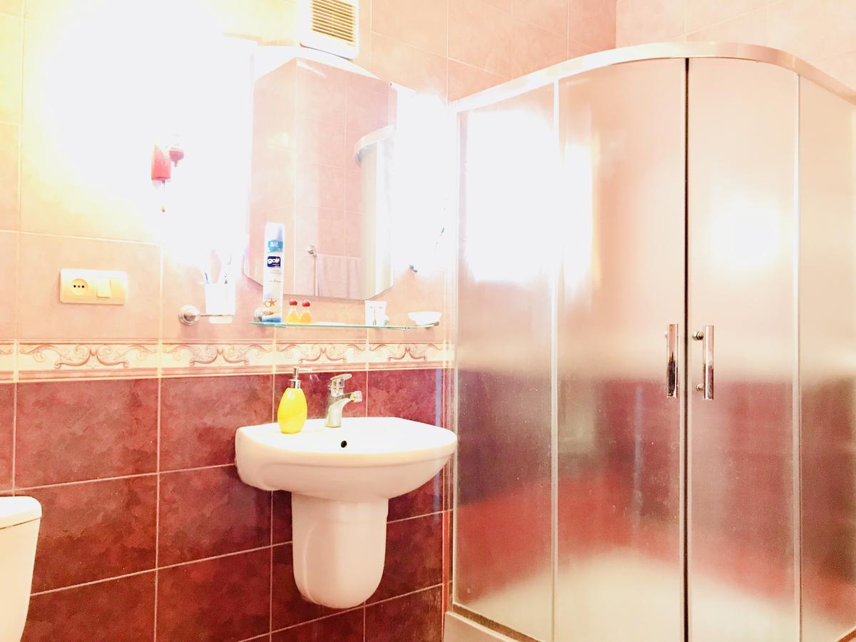 Check-In Apartment Near Fountain Square Vidadi Str Baku Exterior foto