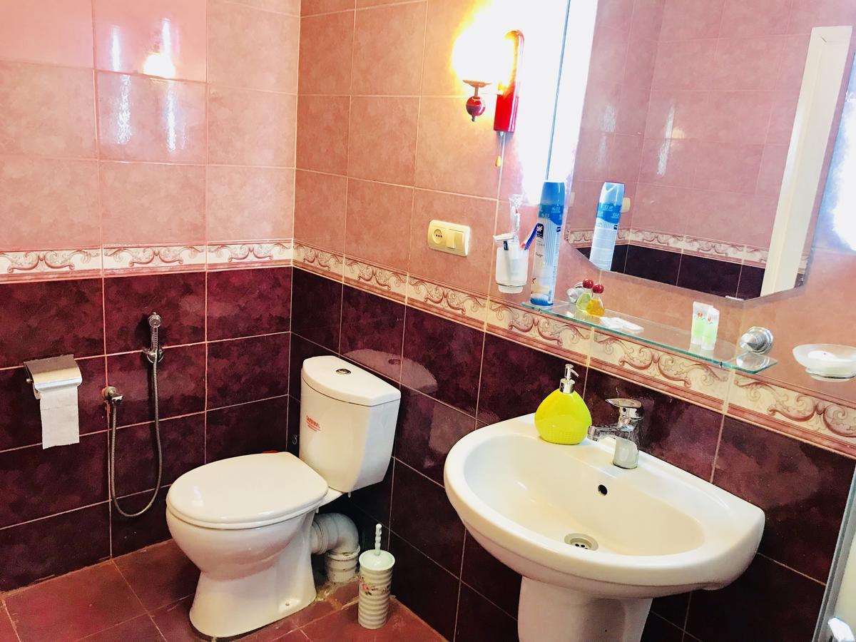 Check-In Apartment Near Fountain Square Vidadi Str Baku Exterior foto